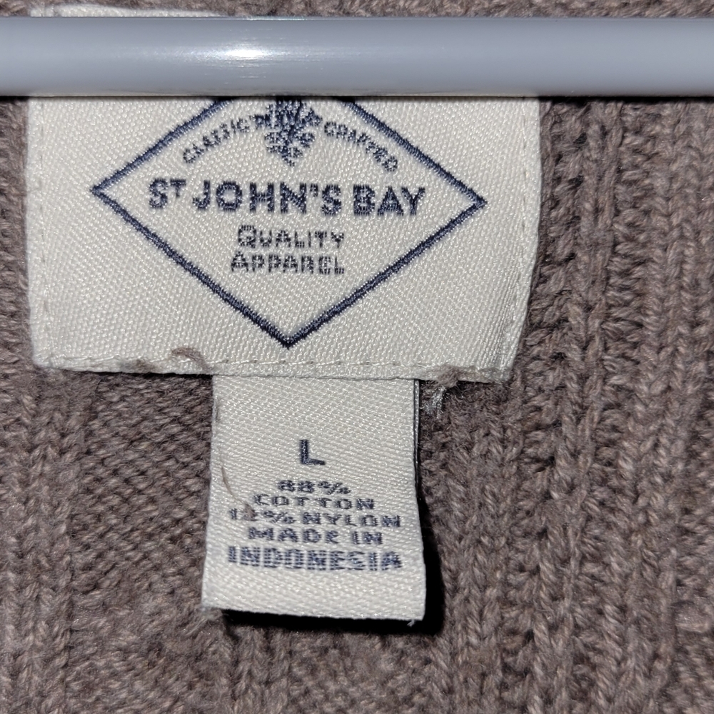 Large Long sleeve light brown St. John's bay sweater